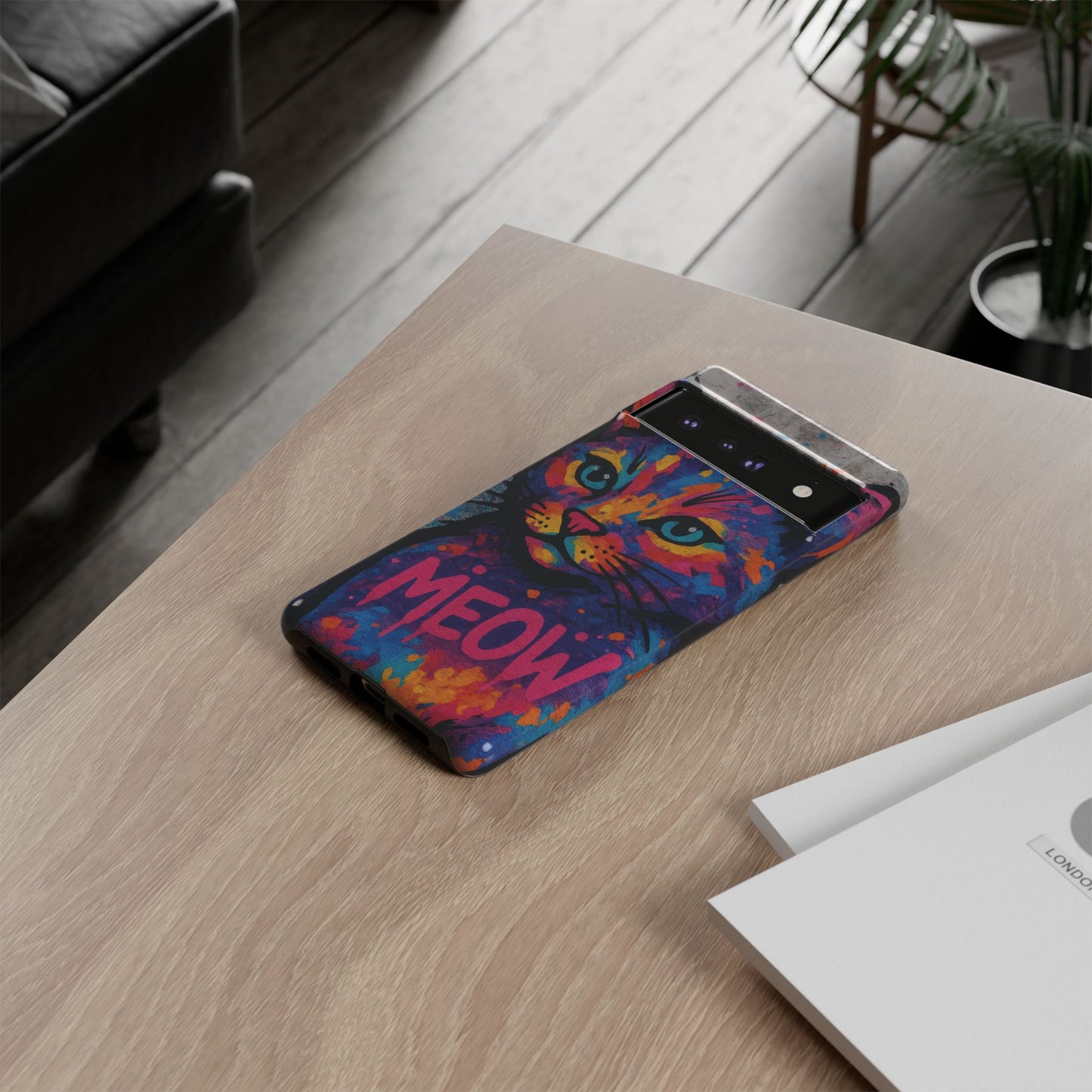 “Meow Madness – Graffiti Cat Phone Case in Street Art Look”
