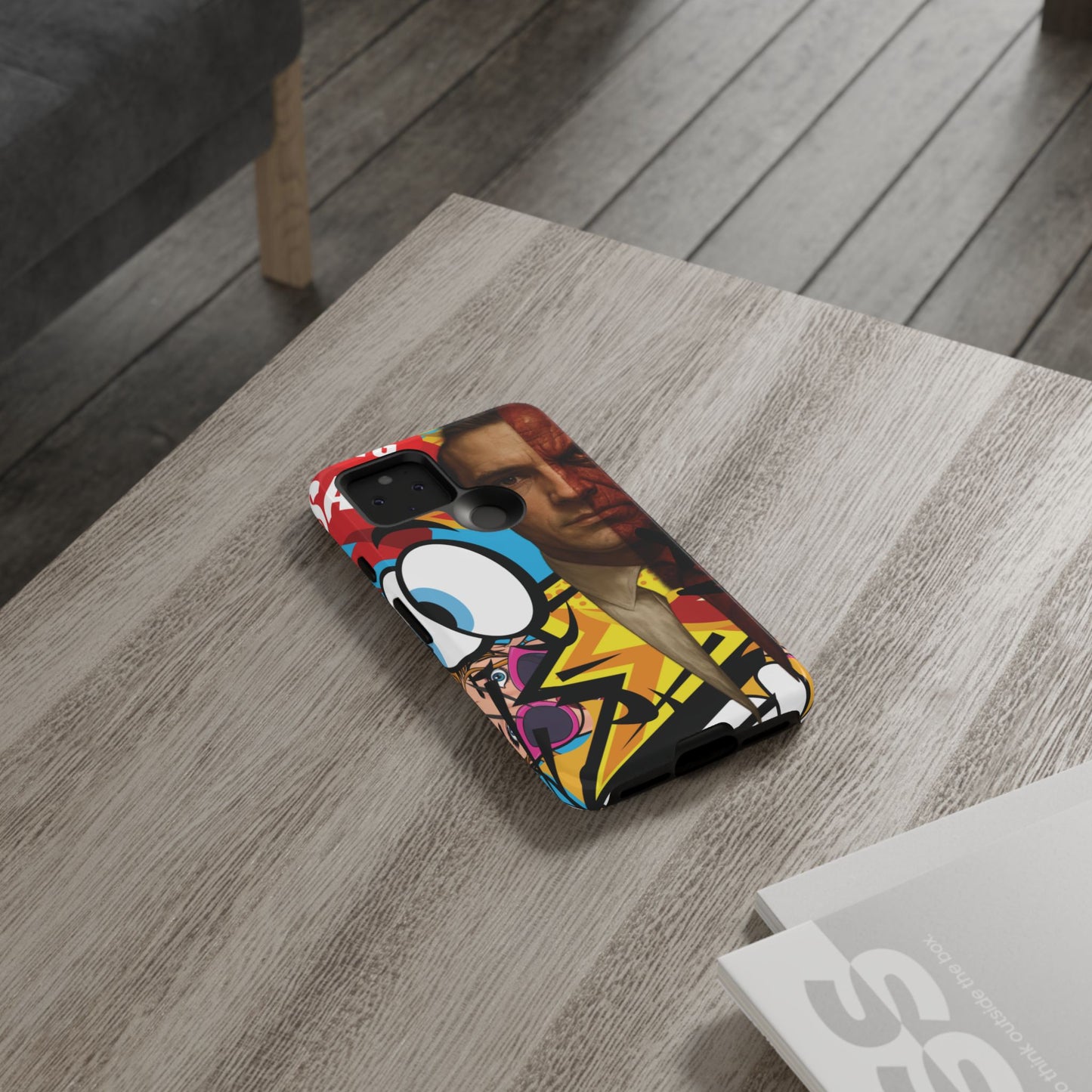 „Between Madness & Temptation” – diabelnie dobre etui na telefon w stylu pop-art