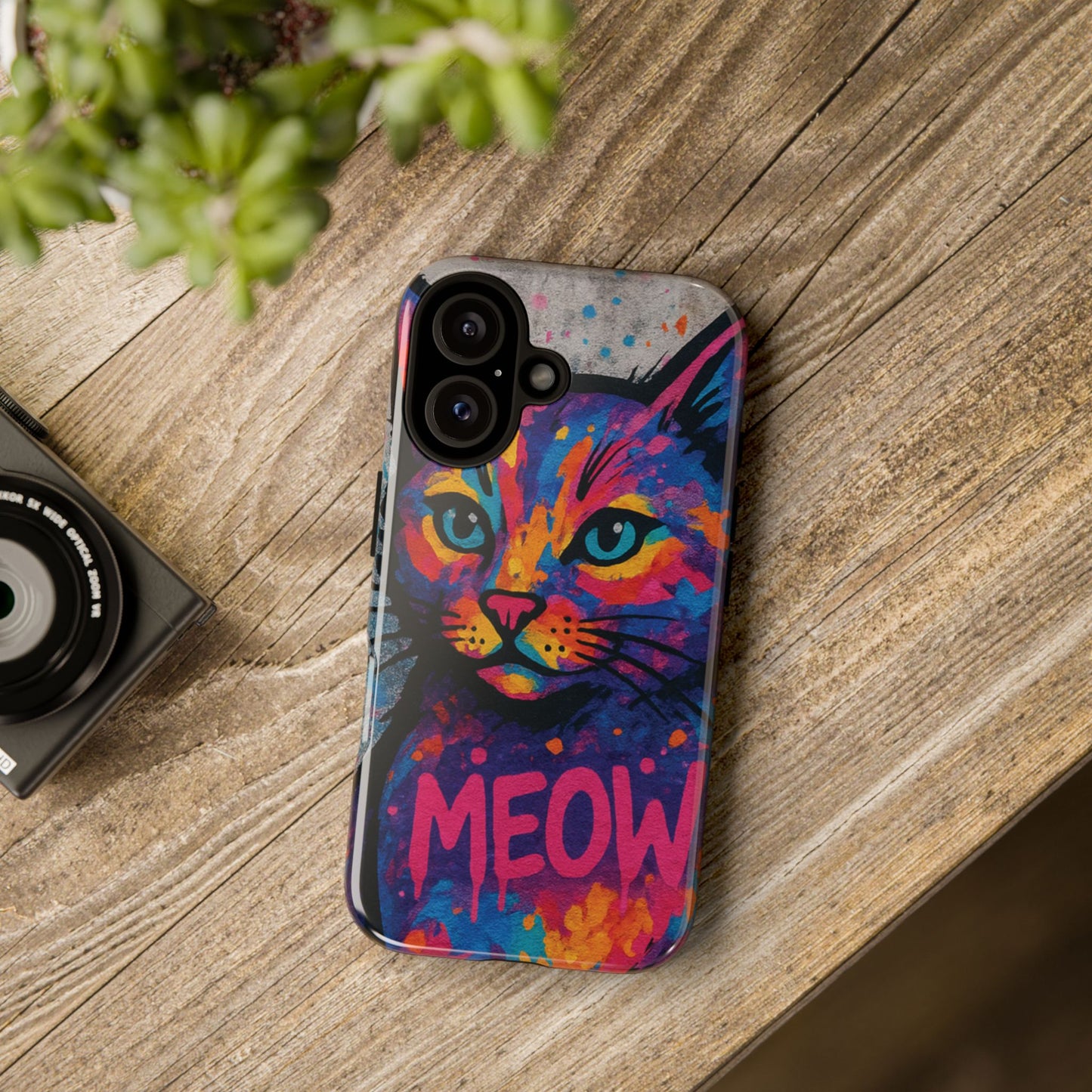 “Meow Madness – Graffiti Cat Phone Case in Street Art Look”