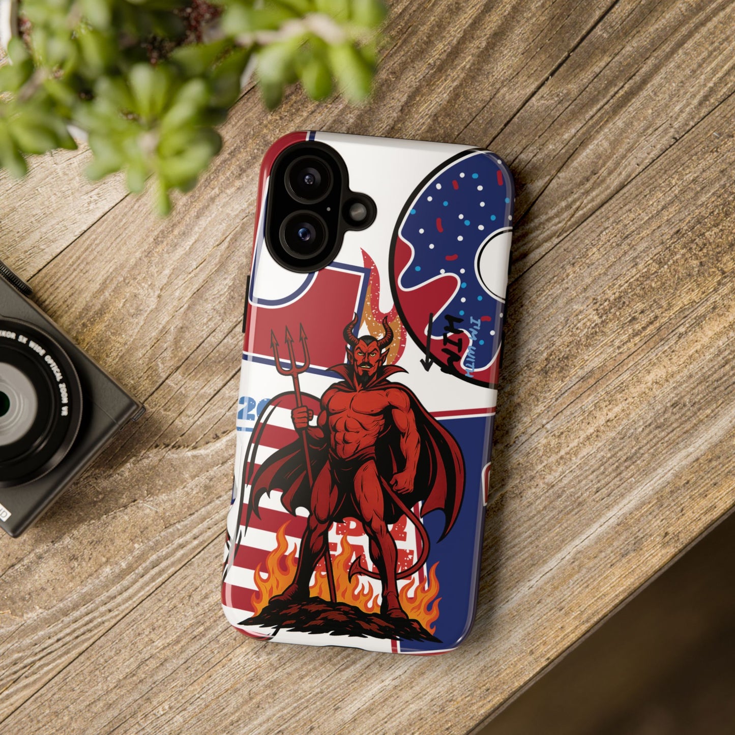 Etui na telefon „From Hell with Love” prosto z piekła